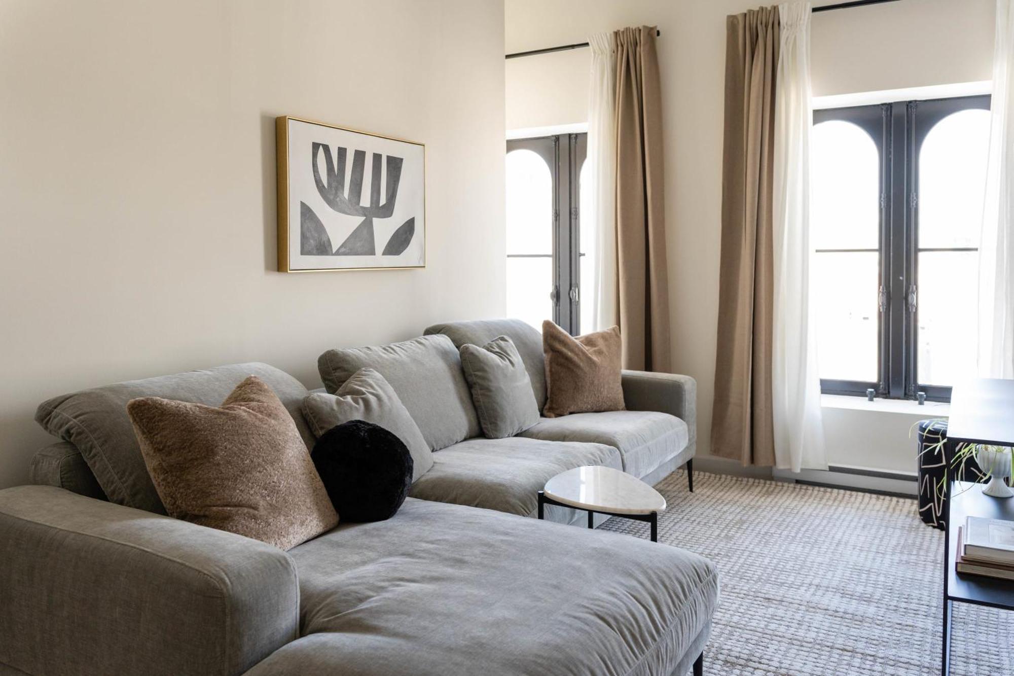 Maison Place Jacques-Cartier By Luxury In Transit Montreal Exterior photo
