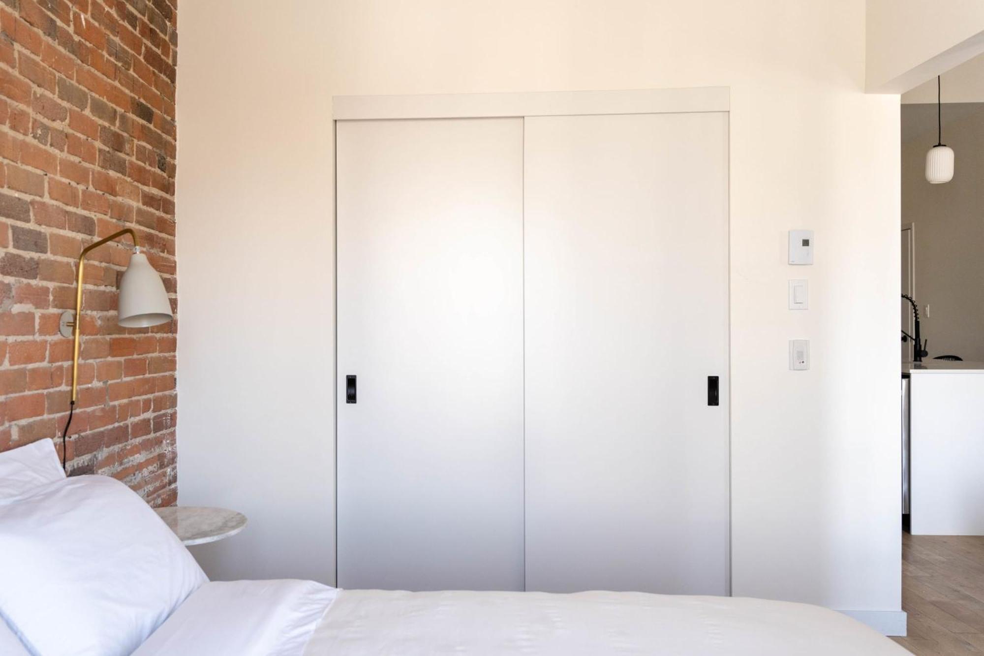 Maison Place Jacques-Cartier By Luxury In Transit Montreal Exterior photo